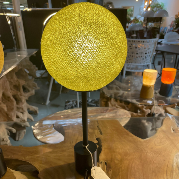 Lampe de table boule