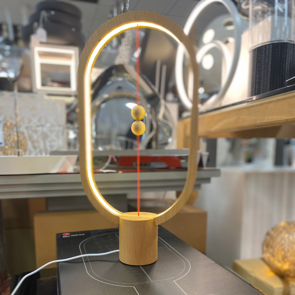 Lampe LED Magnétique Design –